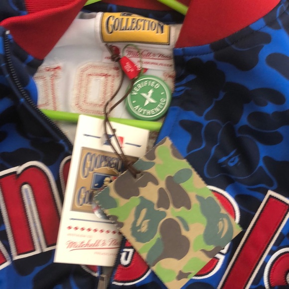 Bape x Mitchell & Ness Angels Jacket - Picture 3 of 3